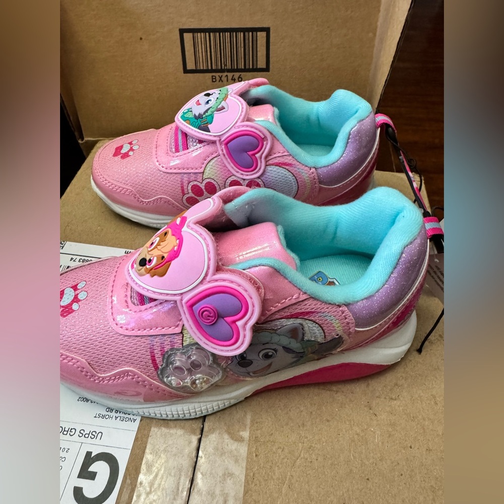 Paw Patrol Pink Glitter Kids Sneakers with Aqua Lining - Picture 2 of 5